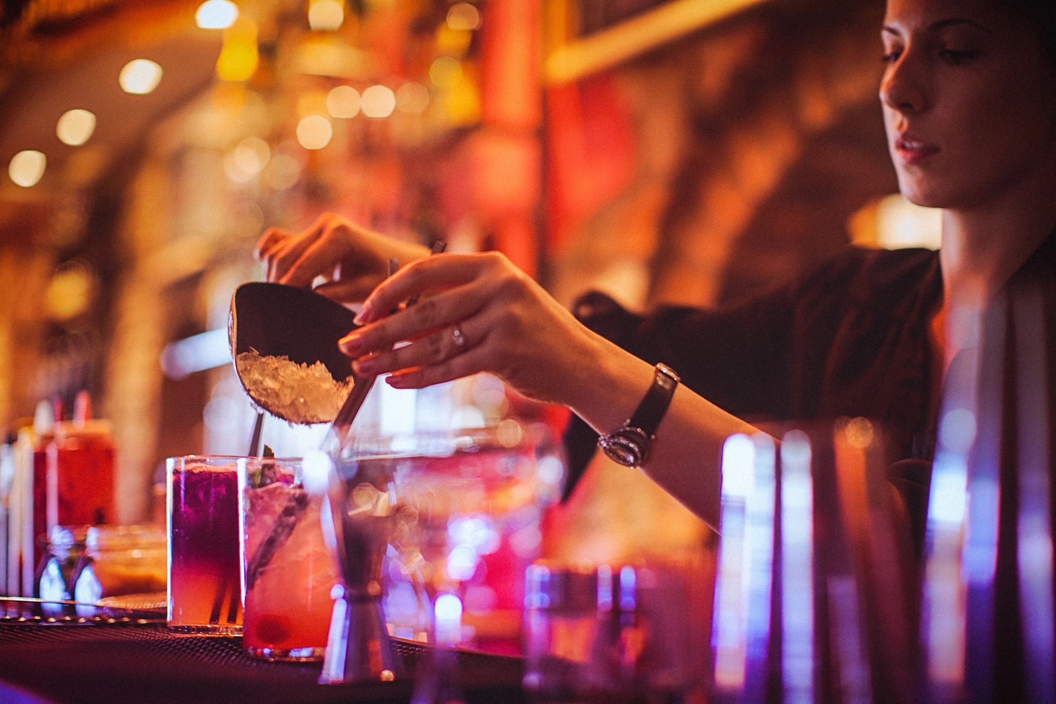 Bartender preparing cocktails during an event service